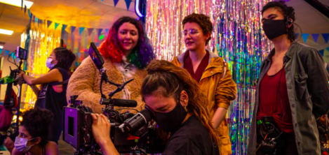 grupo de mujeres en un rodaje 