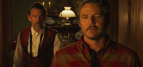 Extraña forma de vida de Pedro Almodóvar Dos hombre mirando al frente